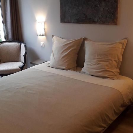 la chambre ô z'amis Longues-sur-Mer Extérieur photo