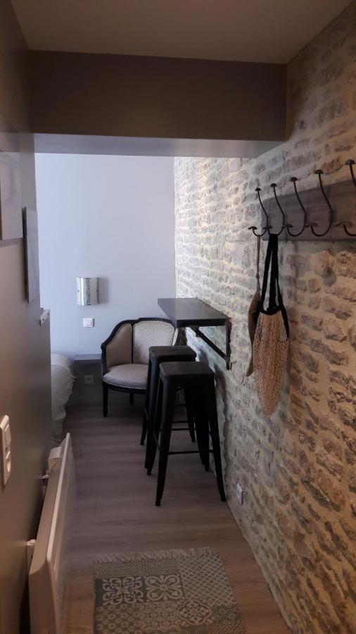 la chambre ô z'amis Longues-sur-Mer Extérieur photo